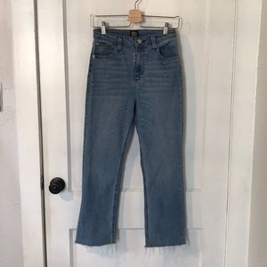 BDG Kick Flare High Rise Cropped